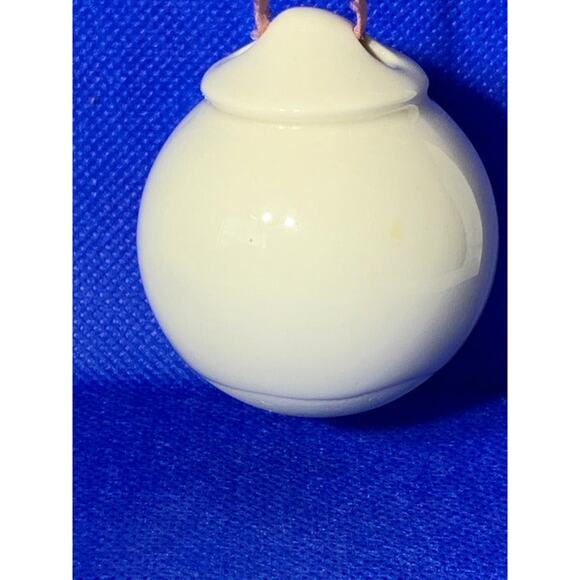 Pair Hanging Porcelain Eggs with Blue Birds Inside - Picture 6 of 6